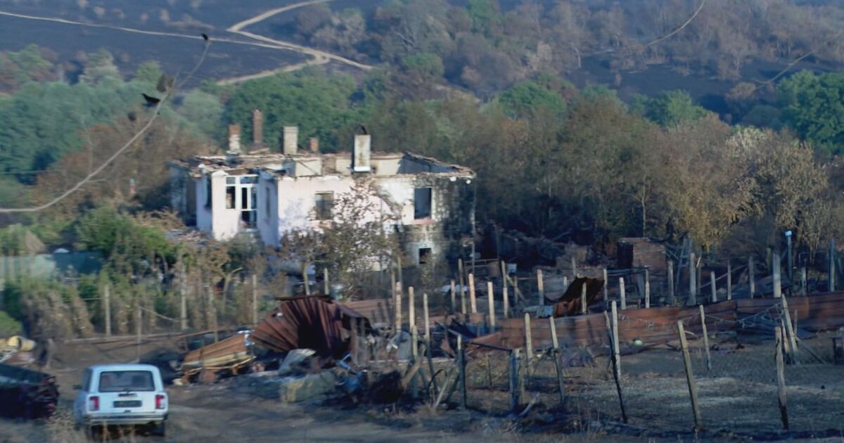  Борбата с големия пожар в пограничните села продължава – активно