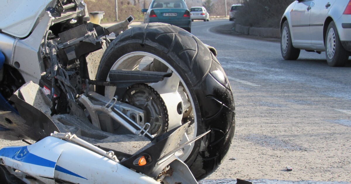 Мотоциклетист пострада при катастрофа на пътя между мъглижките села Ягода