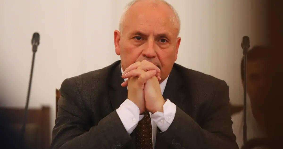 Връщането на старите корупционни схеми започна още преди ГЕРБ да