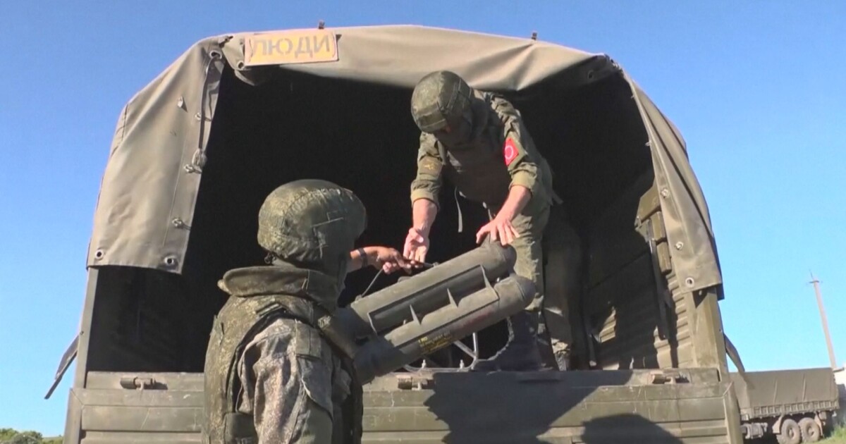 Продължават тежките сражения в Донбас. Русия призова украинските части в