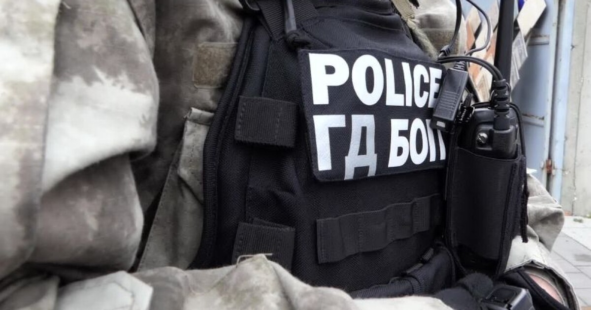 ГДБОП арестува 17-годишен ученик от София, който е изпратил част