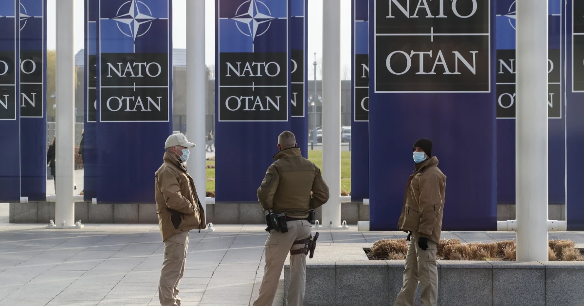 Министрите на отбраната от НАТО се събират на двудневна среща