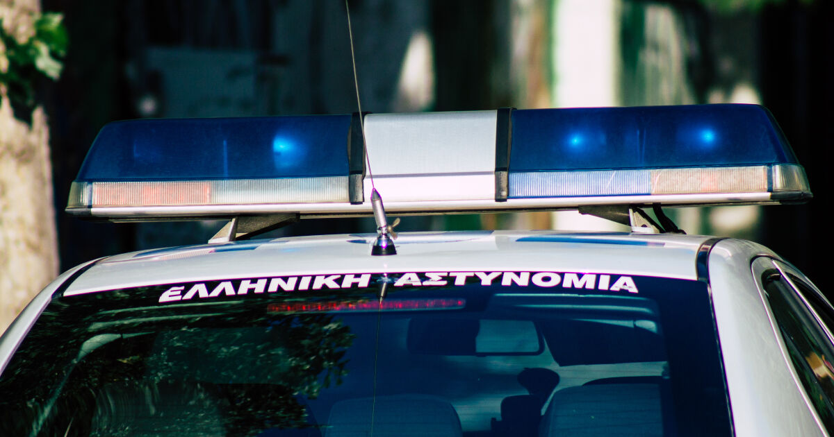 Полицията в Гърция разкри схема за внос на нелегален алкохол