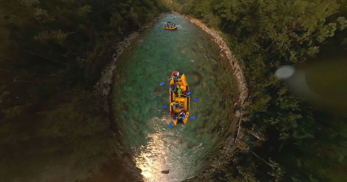 В сезона на рафтинга ви показваме как деца с различни