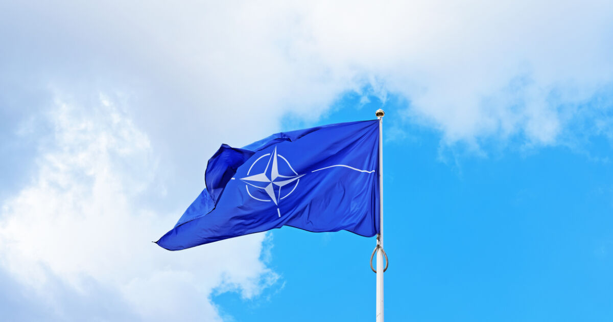Турският парламент ратифицира приемането на Финландия в НАТО. Така съвсем