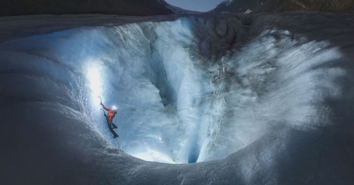 Канадски фотограф обикаля най-студените и недостъпни части на света, за