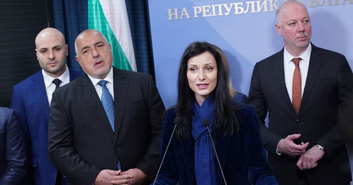 Очаквам извинение за епитетите и обидите, обяви на брифинг на