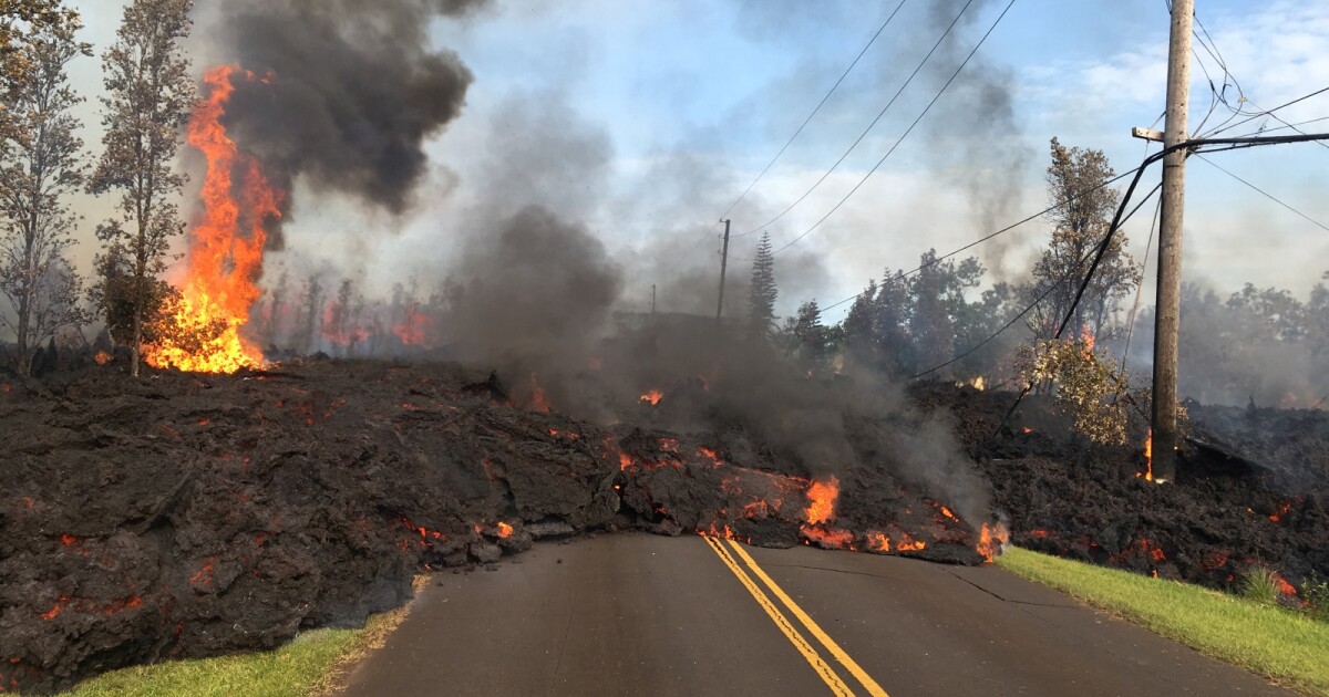 Първа оставка след опустошителните пожари на остров Мауи, част от