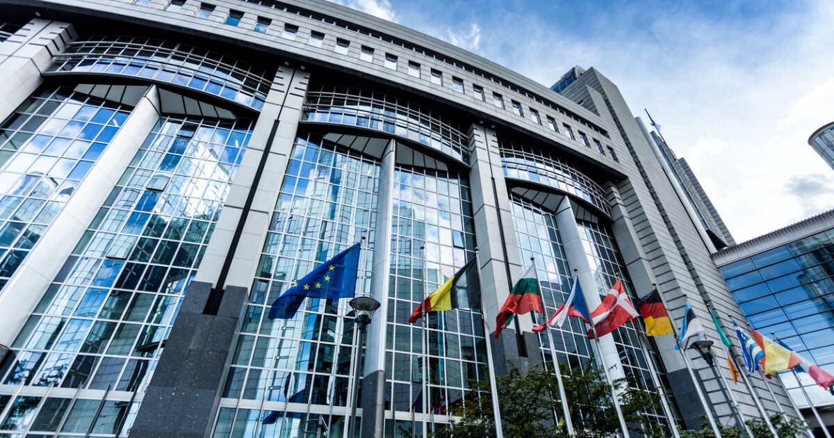 Европейският парламент възстановява митата за износ на определени стоки от