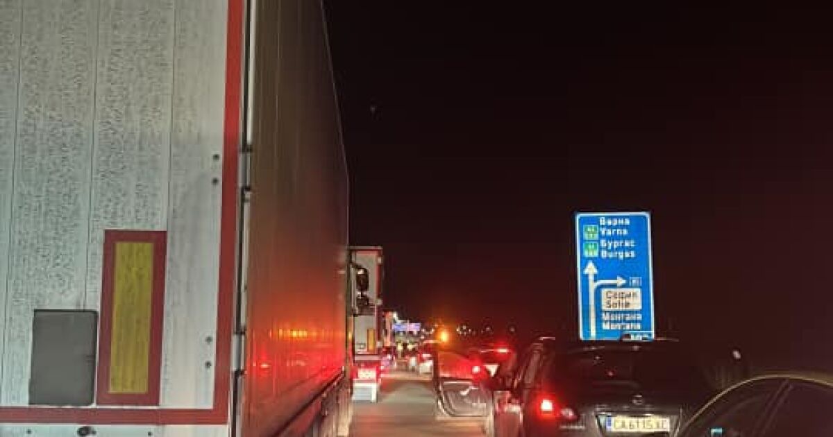 Тежка катастрофа в София. Водач е блъснал и убил пешеходец,