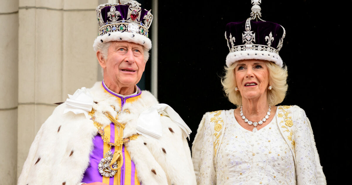 Синът на кралица Елизабет II 74-годишният Чарлз III получи короната