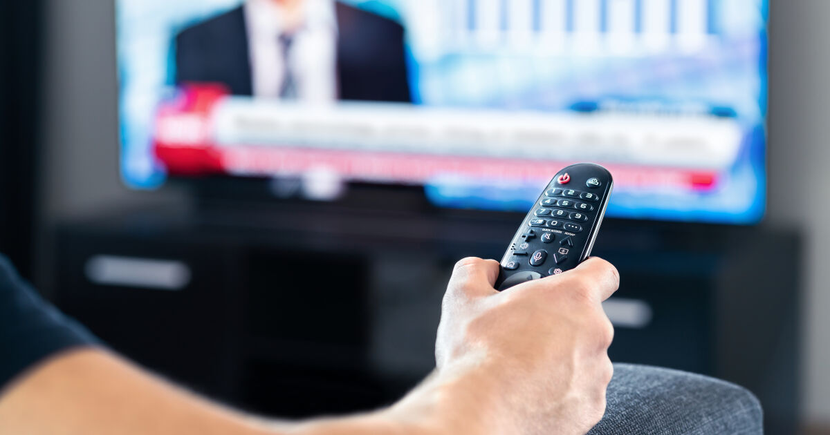 В България 86% от потребителите научават новините от телевизията, докато