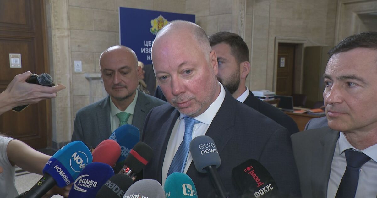 ГЕРБ-СДС регистрираха листата си за изборите за Европейски парламент в