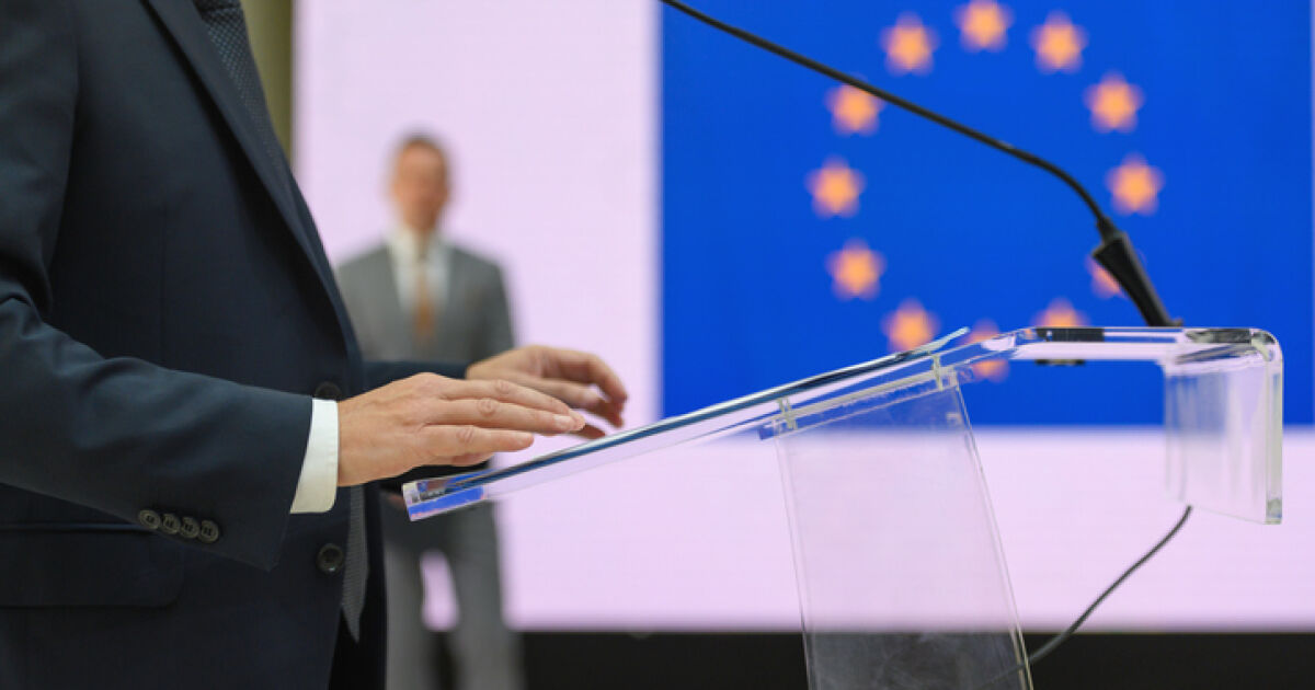  Европейският съюз има четири основни институции – Европейската комисия, Европейският