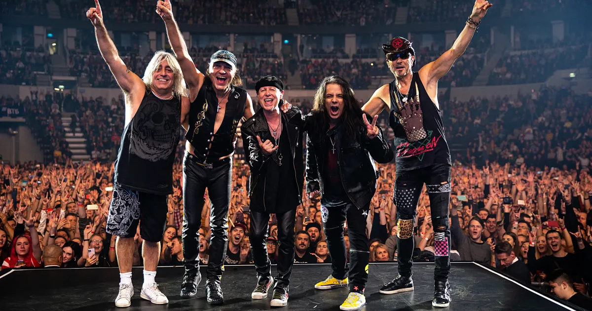 Scorpions са първата група, която се включва в третото издание