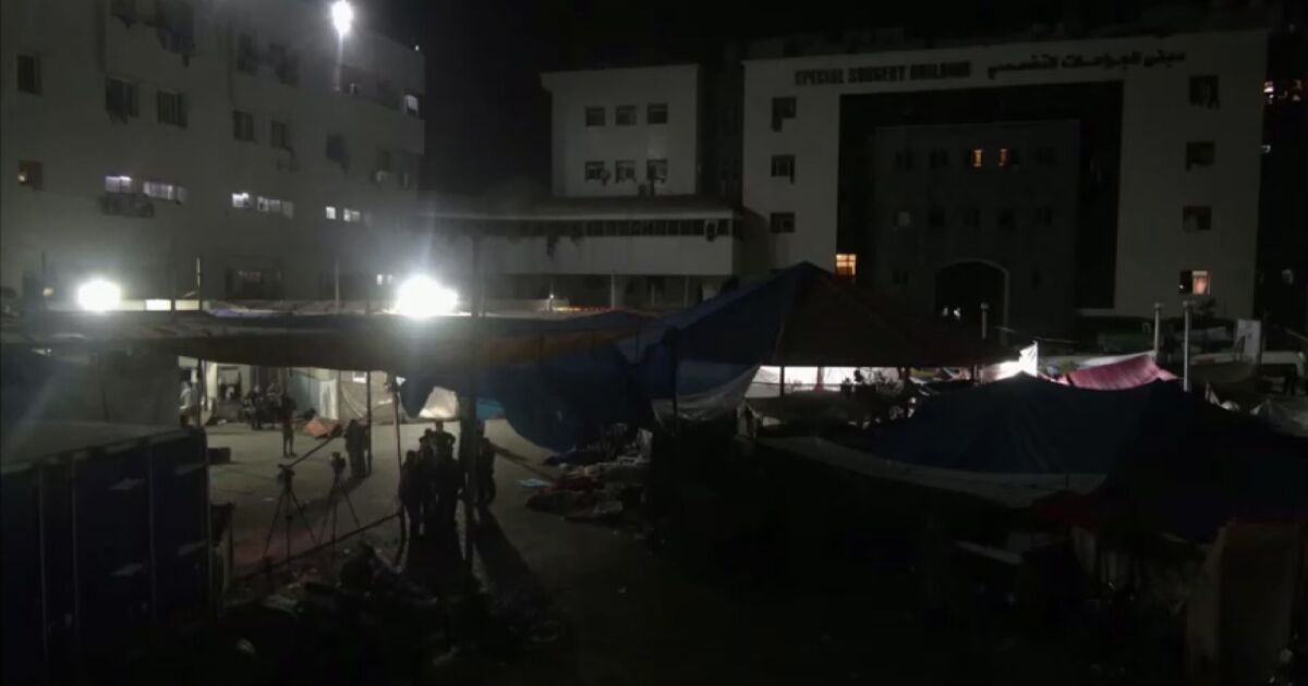 Силна експлозия избухна близо до болница Ал Шифа в град