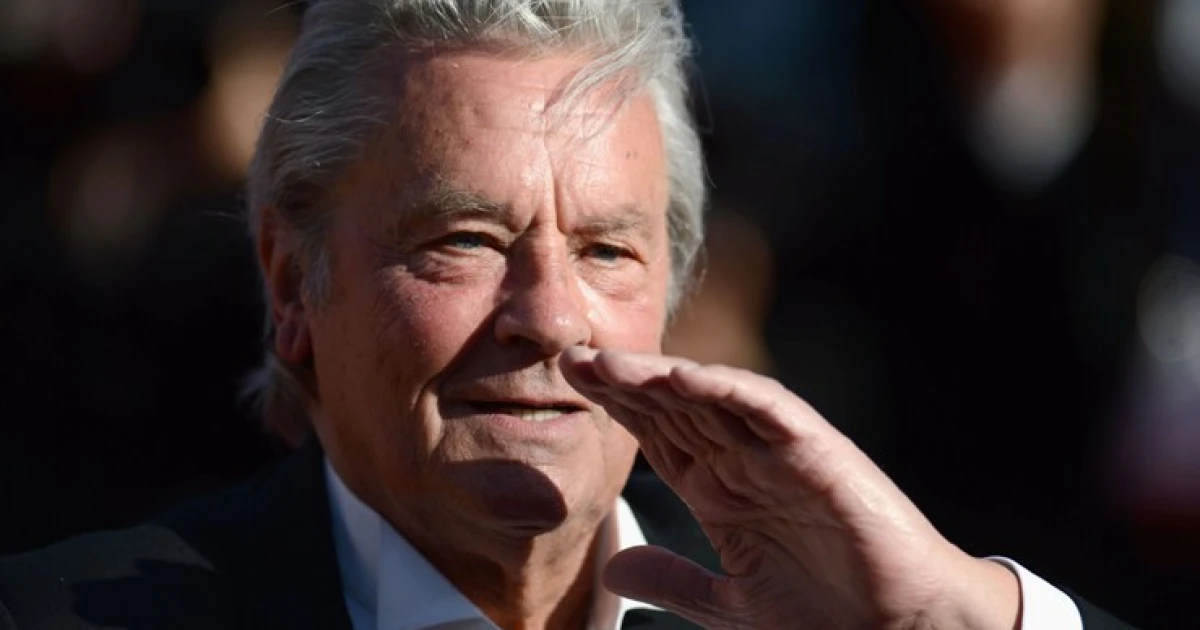 Един от най-чаровните мъже в киното днес навършва 87 години.