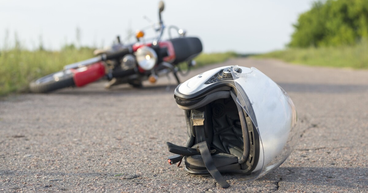 Моторист е починал, след като е катастрофирал по пътя Девин