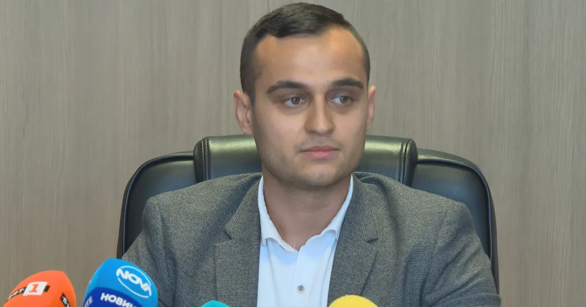 Служителят на ГДБОП е опитал да заблуди полицаите, че е