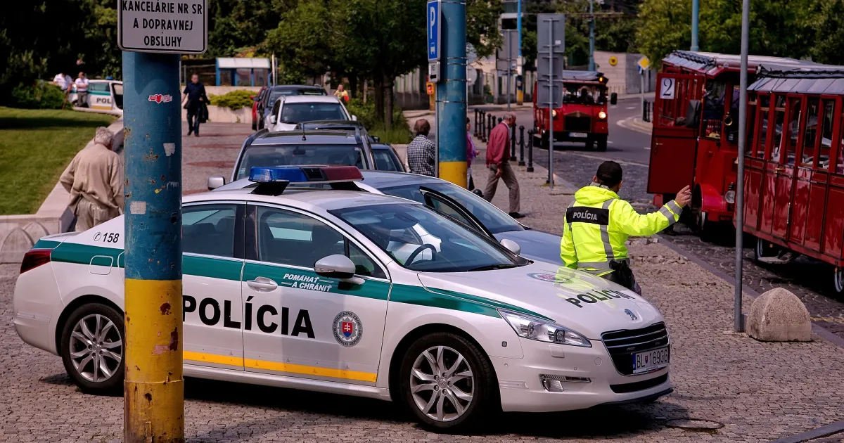 19-годишен младеж уби двама мъже и рани сериозно една жена