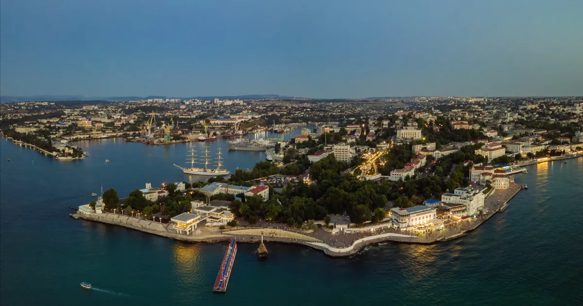 Бившият командир на американските сили в Европа генерал Бен Ходжис