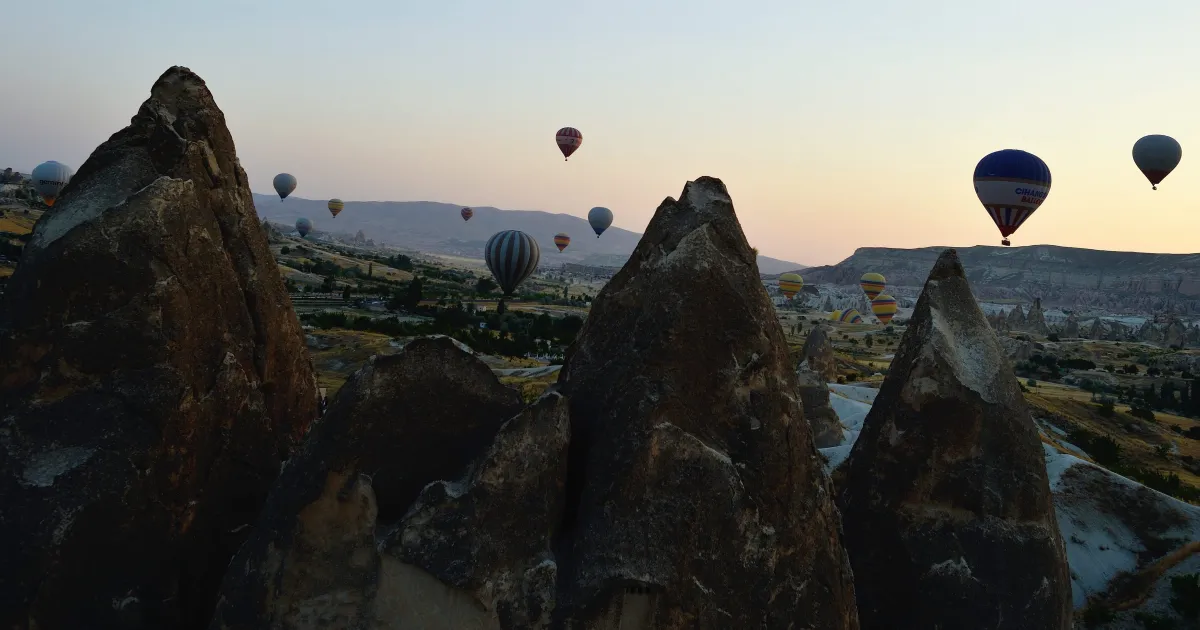 Двама души са загинали, а трима са ранени при инцидент