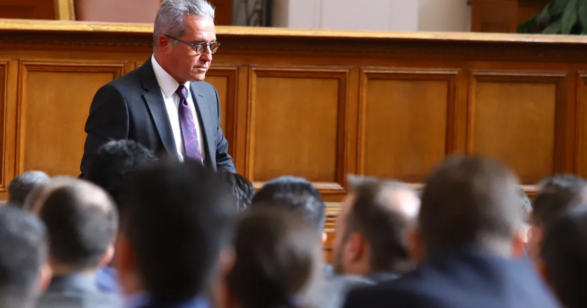 При старта на процедурата аз казах, че имаме две условия