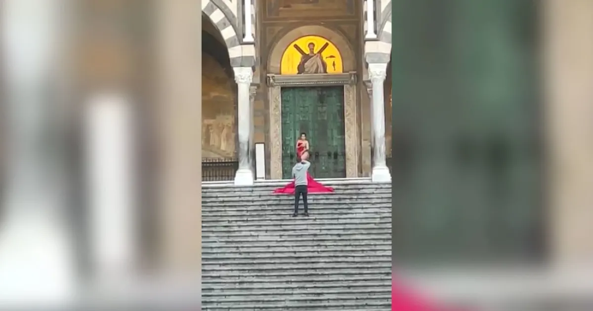 От каране на кола по Испанските стълби в Рим до