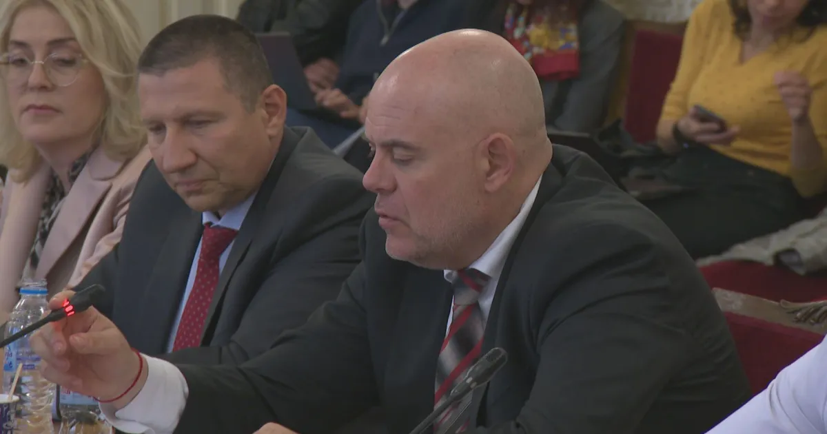 Главният прокурор Иван Гешев се срещна с парламентарната група на