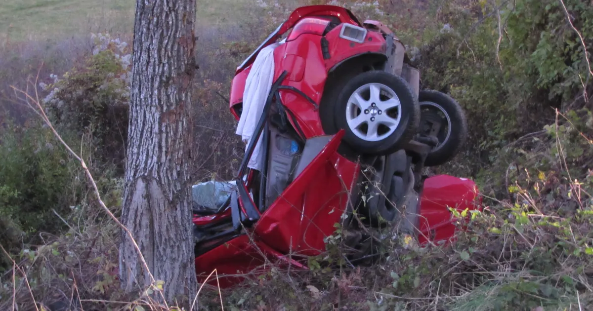 Младеж загина при тежка катастрофа, станала малко след 17.30 час