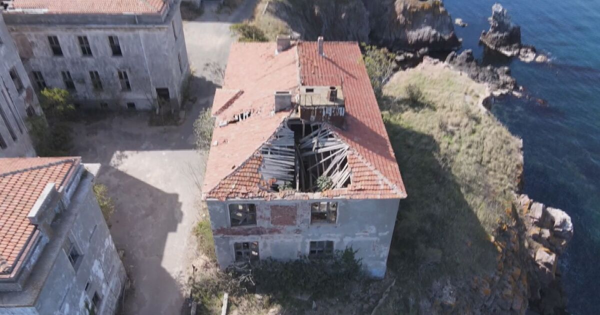 Знакови сгради в столицата и по Черноморието ще бъдат реставрирани