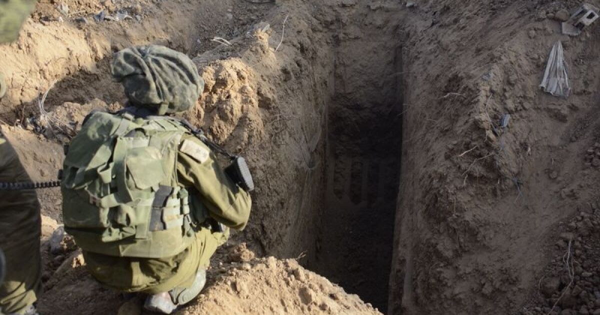 Израелски войници откриха телата на трима заложници в Ивицата Газа,