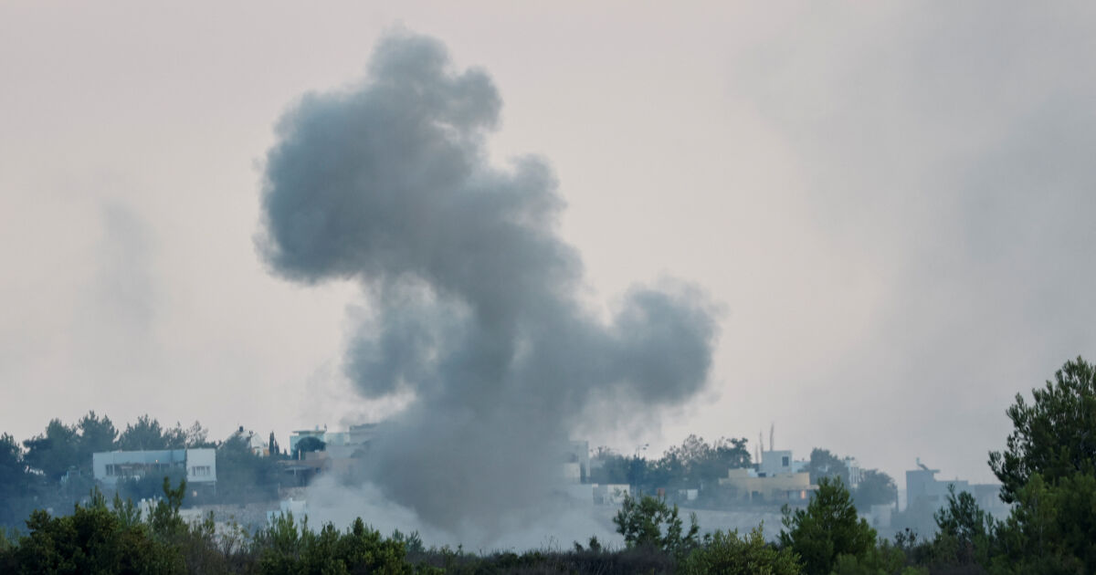 Израелската армия съобщи, че снощи е нанесла удари по терористични“