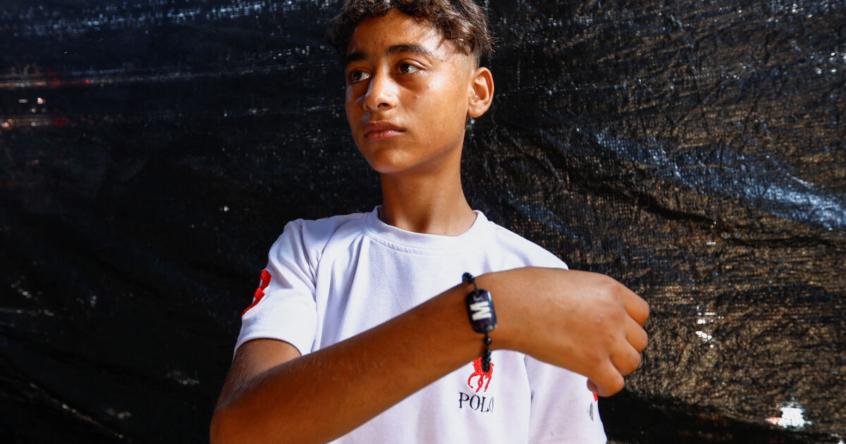  Неидентифицирани и в масов гроб. Така погребват вече палестинците в