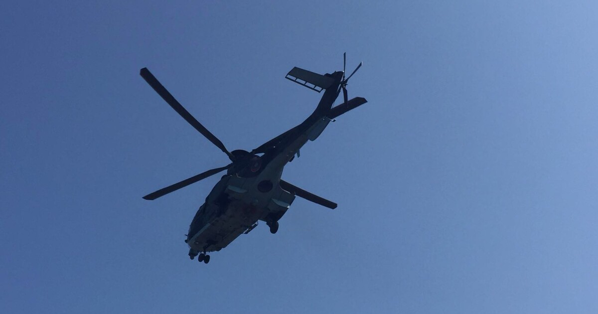 Военнослужещи с вертолет Кугар“ от състава на Военновъздушните сили изпълниха