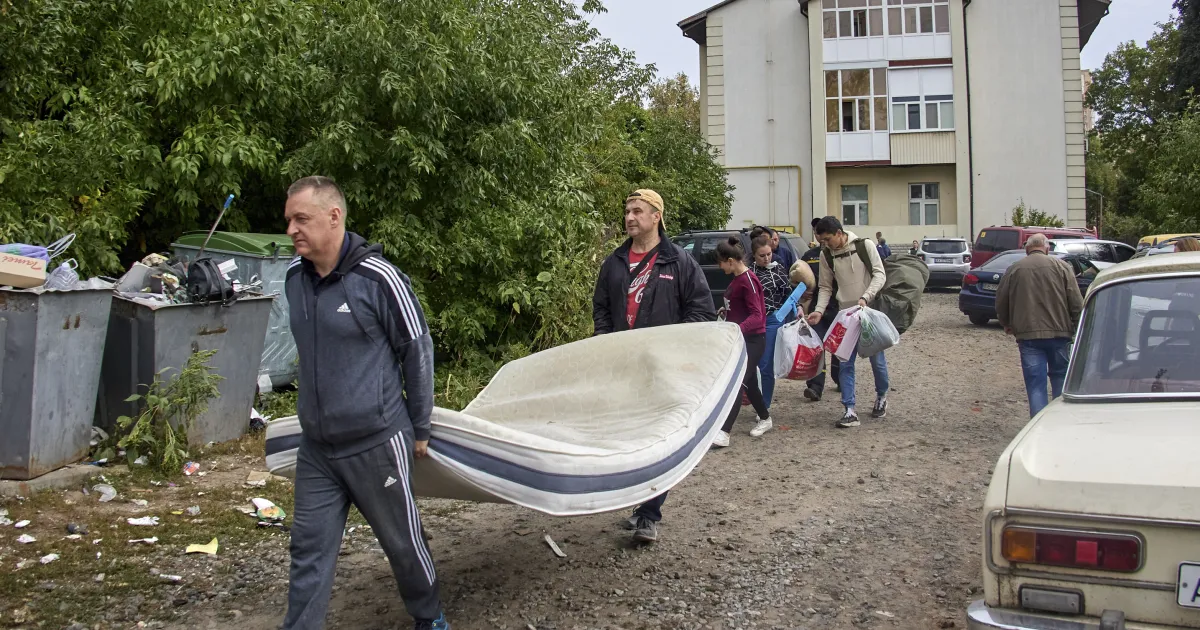 Продължава успешната офанзива на украинската армия. Късно снощи президентът Володимир