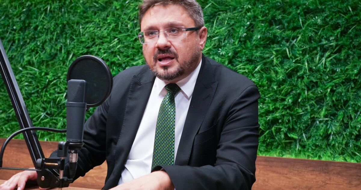 Откровен разговор. Не само професионален, но и човешки. Без спестяване