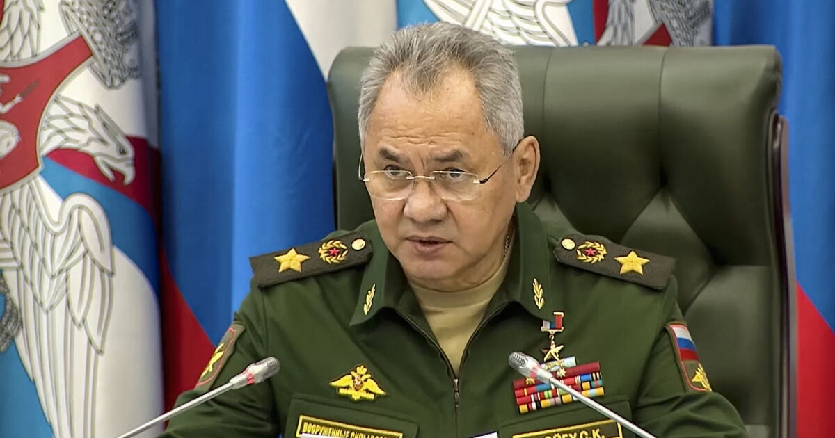 Руският министър на отбраната Сергей Шойгу предупреди, че ако САЩ