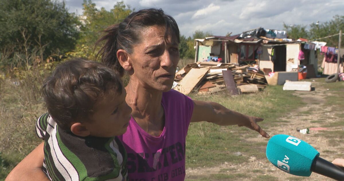 Домът на майка с 8 деца остана без покрив след