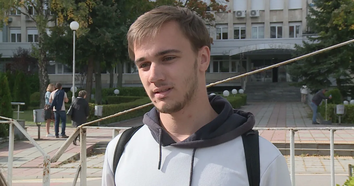 Говорят близките на жената от Франция, която пострада тежко в