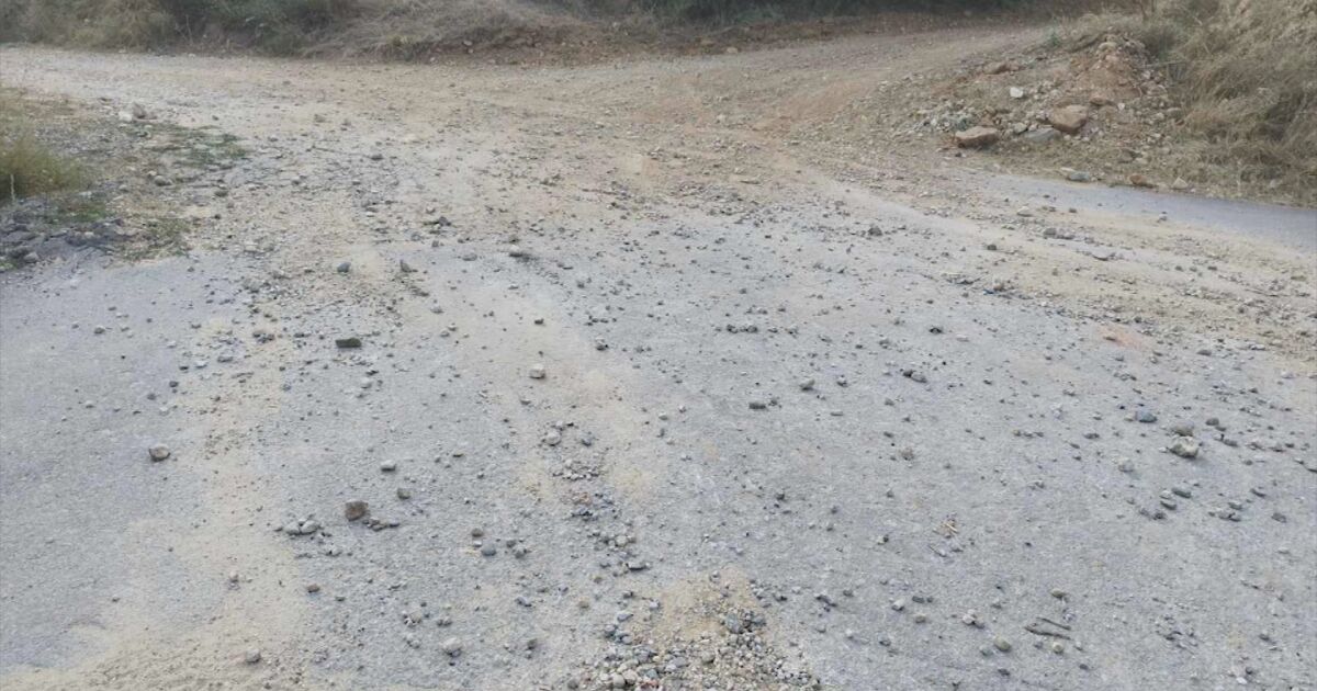 Туристи от Европа разбиха чисто нов път край благоевградското село