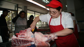 Фалити на месарници заради високите цени и намалялото потребление