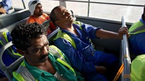 Работниците в Катар живеят и работят в нечовешки условия (ВИДЕО)