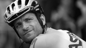 Колоездачът Микеле Скарпони загина по време на тренировка