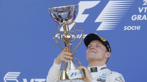 Валтери Ботас триумфира в Русия за първа победа във Формула 1
