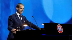 Президентът на УЕФА лично помага на футболисти и официални лица да напуснат Украйна