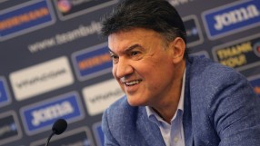 ФИФА и УЕФА искат обяснение от БФС за оттеглената оставка на Михайлов