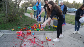 Протестна акция пред руското посолство в София (СНИМКИ)