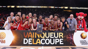 Исторически успех на Деси Ангелова във френския баскетбол