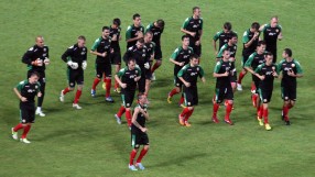 Националите по футбол подкрепиха Пулев